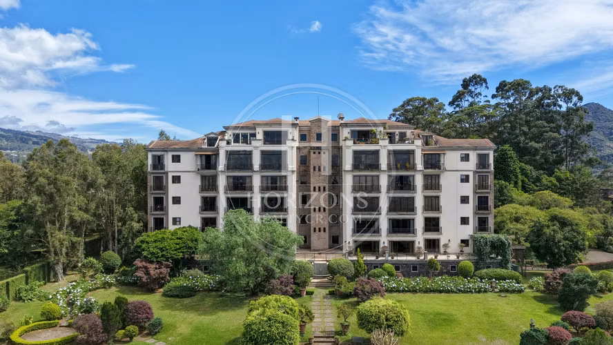 Se Vende Apartamento de Lujo en Torre el Olivar en Colinas de Montealegre Curridabat noj1253or