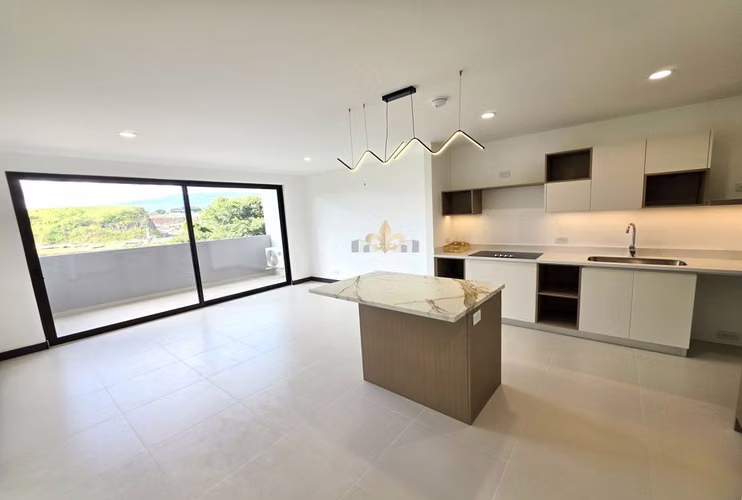 Se Vende Apartamento a estrenar con bella vista en Guachipelin norte de Escazu - Imagen 1