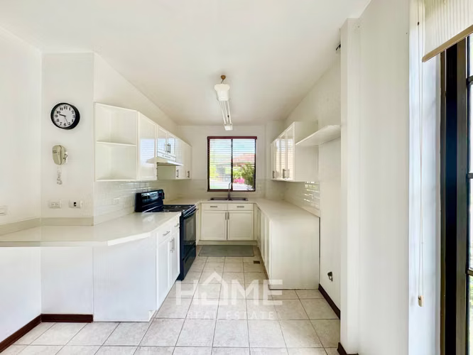 Apartamento en alquiler en San Rafael de Escazú $1000
