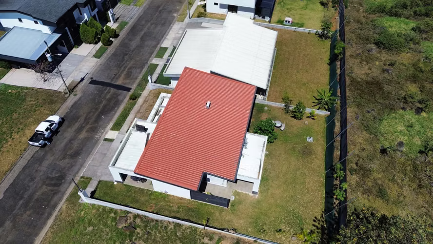 VENTA DE  CASA EN EXCLUSIVO CONDOMINIO EN LA GARITA DE ALAJUELA - Imagen 18