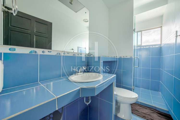 Se Vende Casa en Condominio Génesis en Sabanilla con 4 Habitaciones y 3 Parqueos noj1153ij - Imagen 14