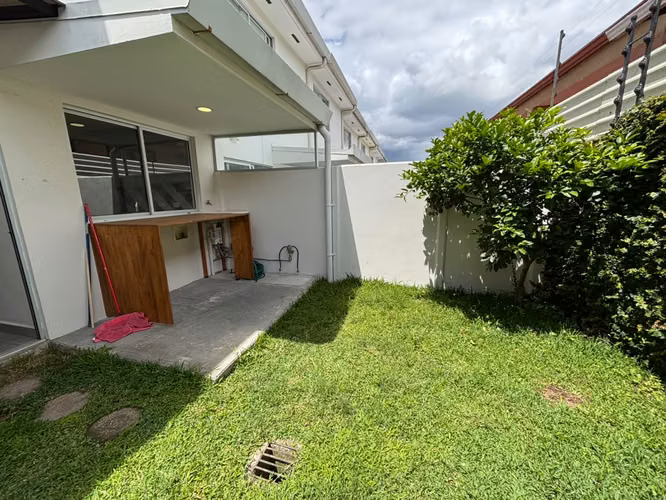 Se alquila casa en Brisas del Bosque.  - Imagen 5