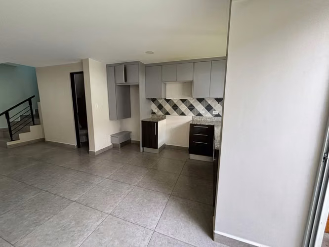 Se alquila casa en Brisas del Bosque.  - Imagen 3