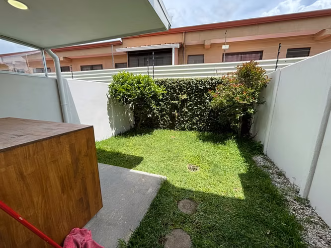 Se alquila casa en Brisas del Bosque.  - Imagen 6