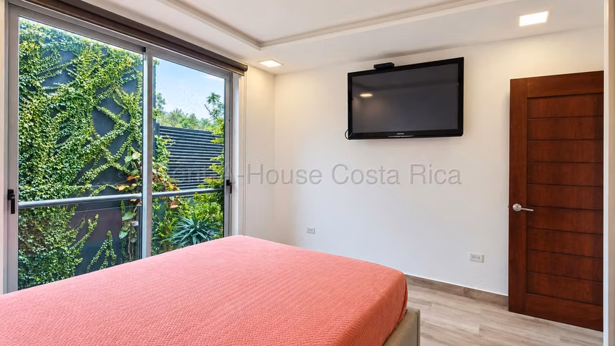 Casa en venta en El Castillo, Heredia | Jardines y lote esquinero - Imagen 16