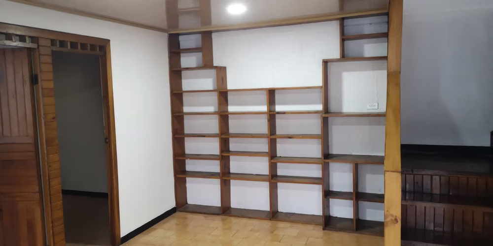 Detrás de Novacentro, Barrio San Gerardo - Imagen 20