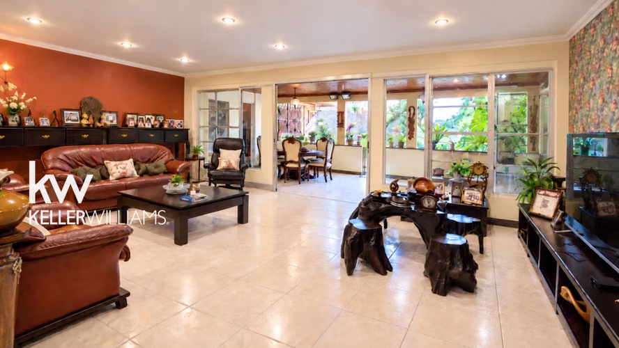 Venta de Casa en Curridabat, propiedad para oficinas. Una sola planta. - Imagen 5