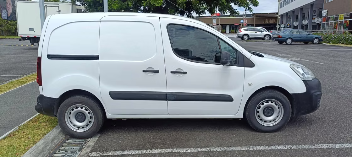 Panel Citroën Berlingo  - Imagen 2