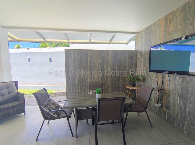 Casa en venta en Río Segundo, Alajuela | Oficina terraza y patio - Imagen 8