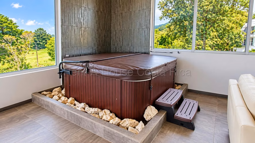 ¡Rebajada! Casa de Lujo en El Castillo $930K (Antes $1.543.000) | 4 Hab | Jacuzzi | Heredia - Imagen 11