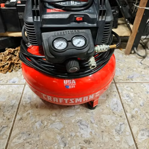 Compresor eléctrico 6 galones CRAFTSMAN usado como nuevo libre de aceite cod2396 asch