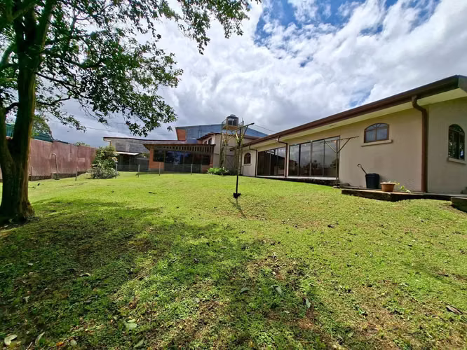  SE VENDE HERMOSA PROPIEDAD CON CASA Y APARTAMENTO – SAN RAFAEL DE CORONADO  - Imagen 19