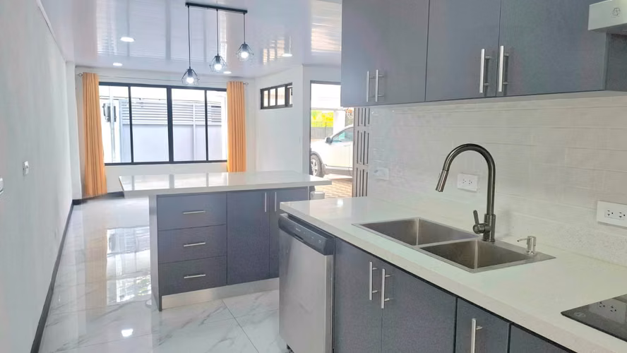 Venta de casa en Sabanilla, Montes de Oca 18315