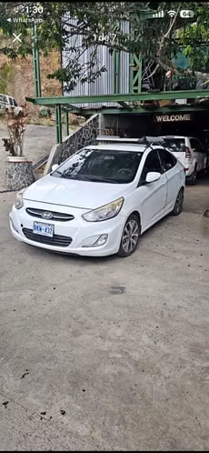 Hyundai 2017 blanco - Imagen 1