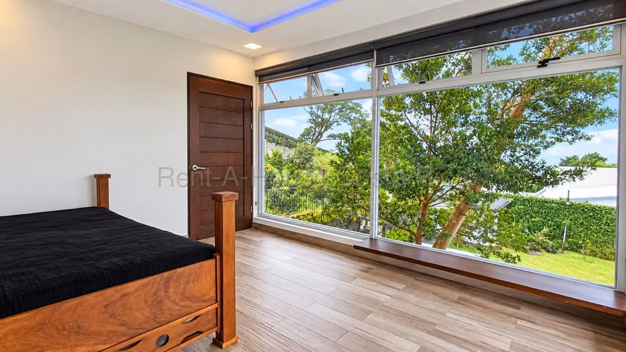 Venta de Casa en Residencial el Castillo, San Rafael de Heredia - Imagen 14