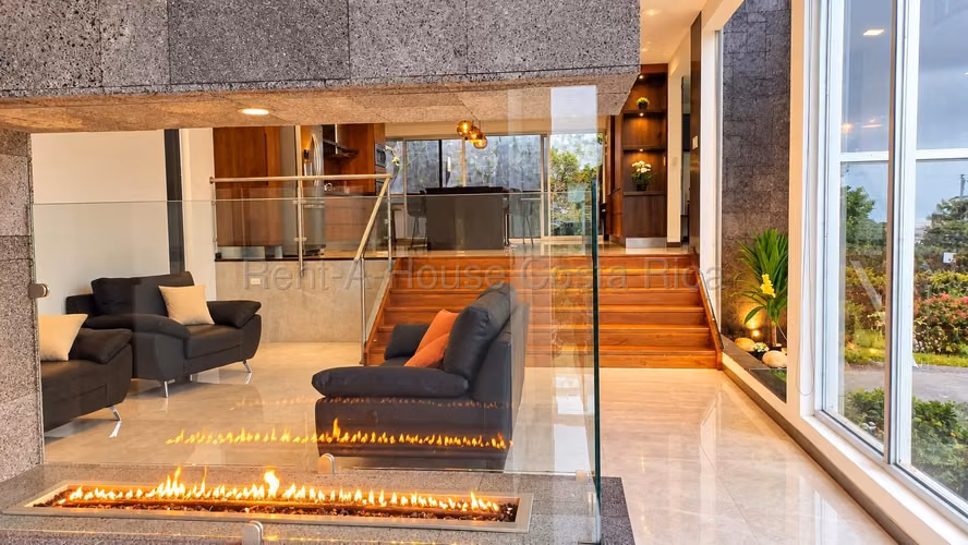 Venta de Casa en Residencial el Castillo, San Rafael de Heredia - Imagen 7