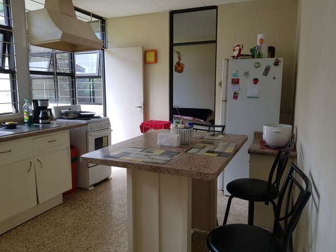 Casa de una planta con jardín y Apartamento en San Pedro, Montes de Oca, San José - Imagen 6