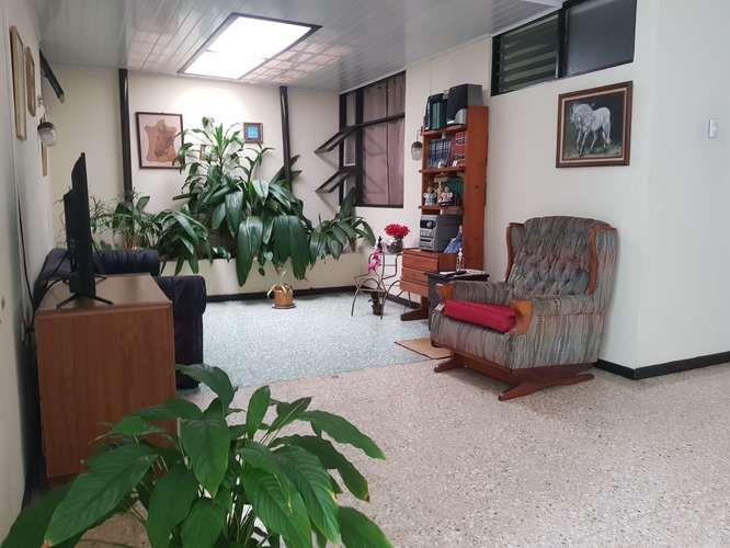 Casa de una planta con jardín y Apartamento en San Pedro, Montes de Oca, San José - Imagen 11