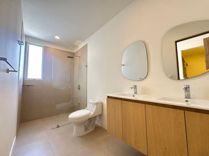 Alquiler de Casa con linea blanca | 3 Habitaciones | Bodega | 2 Parqueos | Full Amueblada $ 2,400 - Imagen 20