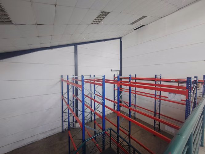 BODEGA EN ALQUILER EN ESCAZÚ | 300 M² | $3.400 MENSUALES CON MANTENIMIENTO INCLUIDO - Imagen 6
