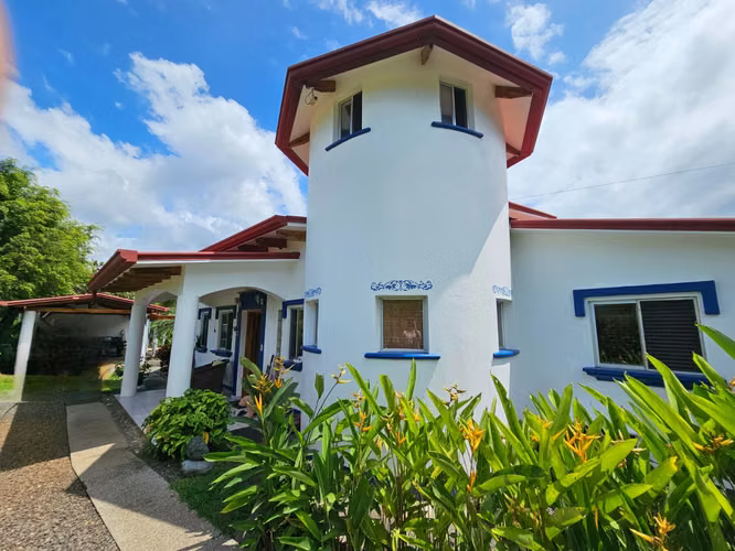 Fifth Premium House one floor with Pool and BBQ, Esparza, Puntarenas