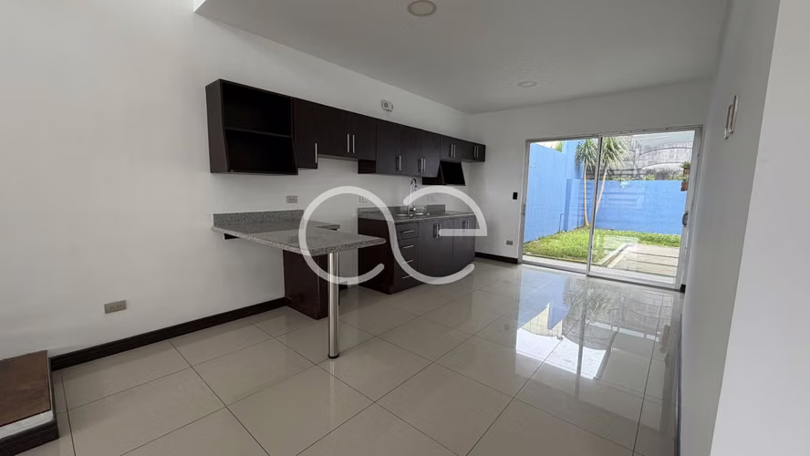 AE ARQUITECTURA | VENTA CASA CONDOMINIO LOMAS MONTES DE OCA AE 1286 - Imagen 6