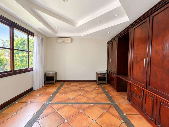 Venta Casa de Lujo Villa Real Santa Ana San José - Imagen 10
