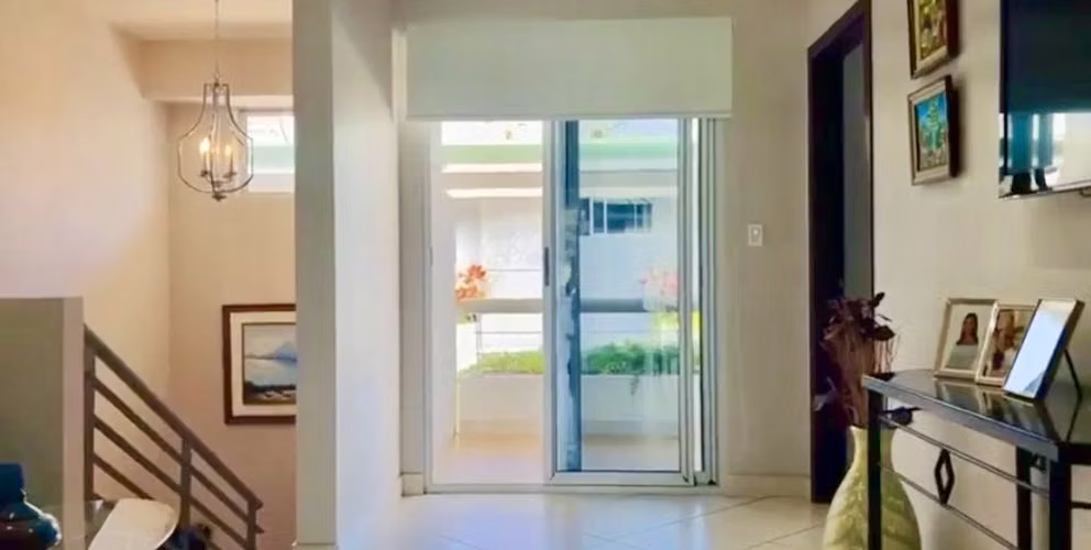 Para su conveniencia rebajada, esquinera, en condominio en Bello Horizone, Escazú. - Imagen 16
