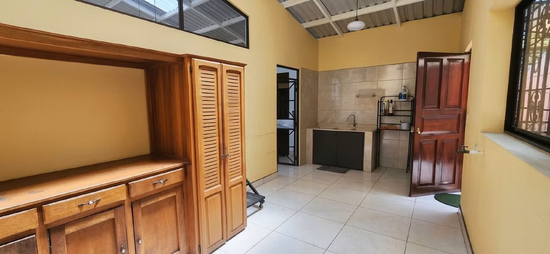 Propiedad de uso mixto en venta | Desamparados de Alajuela | 500 m² - Imagen 5