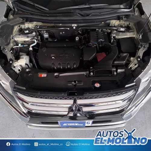 MITSUBISHI ECLIPSE CROSS GLX 2020 - Imagen 3