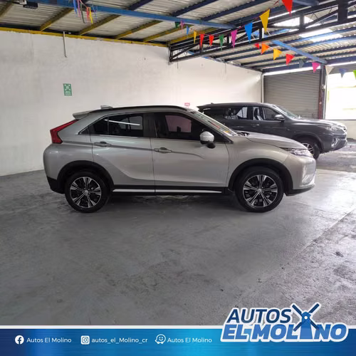 MITSUBISHI ECLIPSE CROSS GLX 2020 - Imagen 7