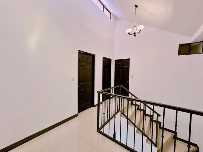 VENTA DE CASA EN CONDOMINIO PEQUEÑO EN LA URUCA - HOSPITAL MEXICO - Imagen 3