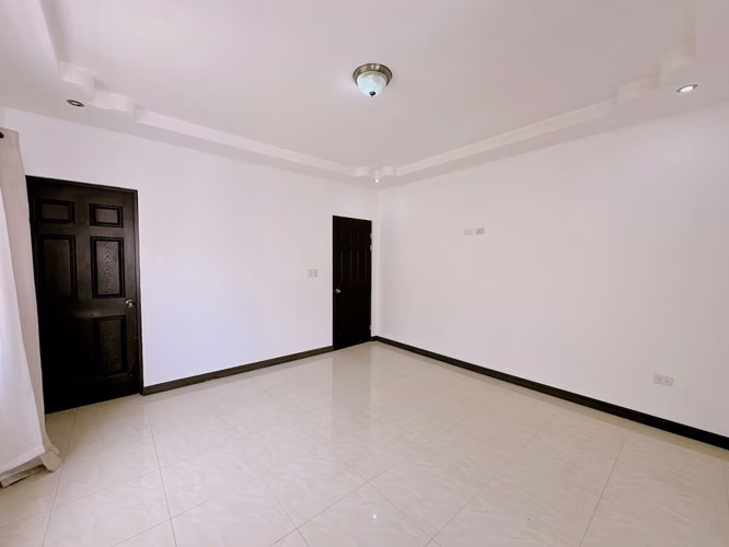 VENTA DE CASA EN CONDOMINIO PEQUEÑO EN LA URUCA - HOSPITAL MEXICO - Imagen 12
