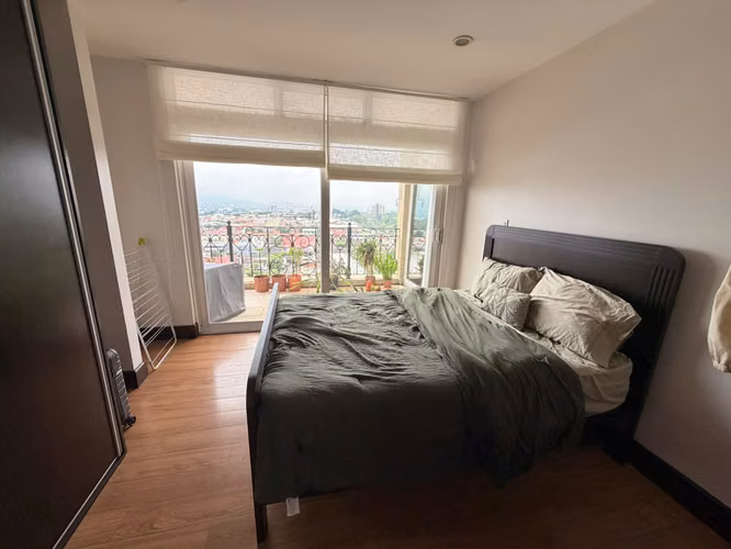 Apartamento amoblado, cuota de mantenimiento pagada en Sabana Sur. - Imagen 12