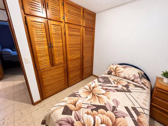 Venta casa 3 habitaciones + apartamentos. Pozos de Santa Ana - Imagen 4