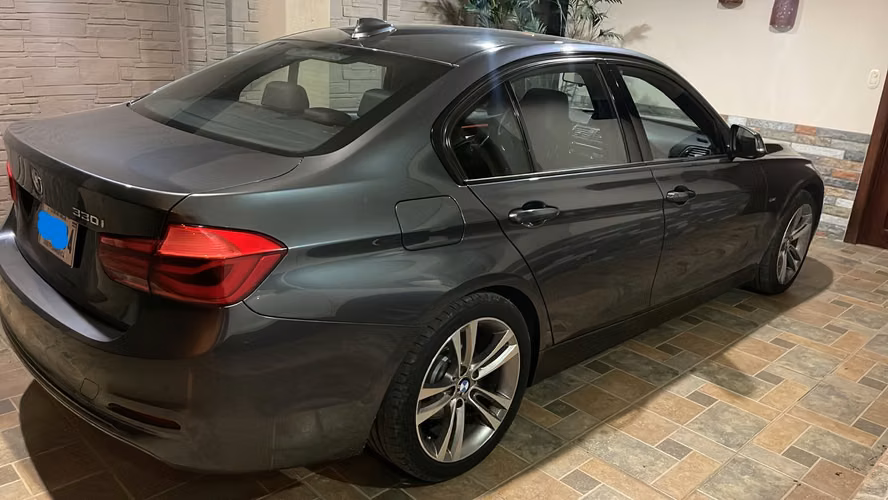 BMW 330i Sport Line 2018| 2.0 Twin Power Turbo