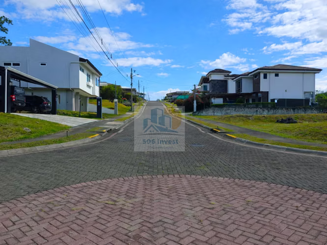 Lote en venta en La Guácima, 539 m², Condominio Los Castillos - Imagen 3