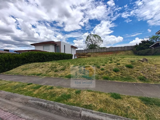 Lote en venta en La Guácima, 539 m², Condominio Los Castillos