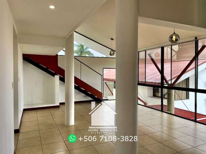 ALQUILO! Mezzanine,2 Dormitorios,Vistas – Sabanilla Montes de Oca.