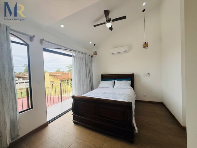 CASA AMUEBLADA EN ALQUILER EN CONDOMINIO  - Imagen 4