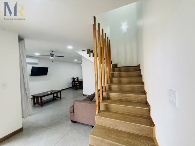 CASA AMUEBLADA EN ALQUILER EN CONDOMINIO  - Imagen 2