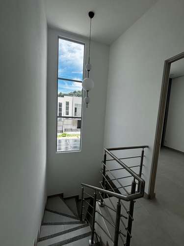 ALQUILER DE CASA EN DISTRITO 5 PARA ESTRENAR - Imagen 16
