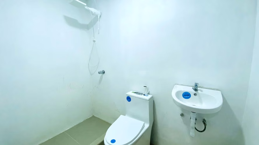 Alquiler de Mini-Apartamento nuevo, Escazú Centro, con Parqueo para Moto, Servicios Incluidos - Imagen 7