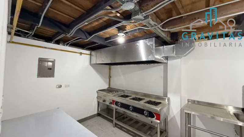 Alquiler de local comercial en Escazú, 110m2 ID 2068 - Imagen 10