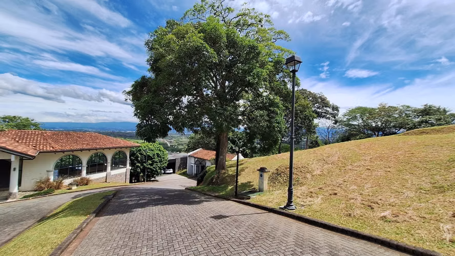 Venta de Lote en Ciudad Colón, REMATE BANCARIO - Imagen 7