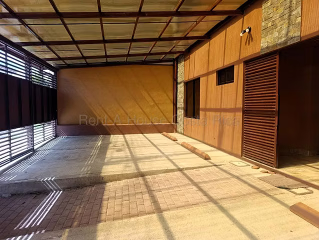 Apartment 2 Rooms in San Vicente de Moravia - 124; 375,000 - 124; LCV roofing parking