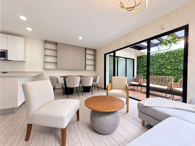 CASA ESQUINERA EN VENTA EN GUACHIPELÍN DE ESCAZÚ - Imagen 10