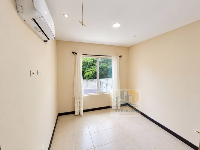Casa en alquiler en La Guácima | 3 habitaciones, A/C y patio - Imagen 6