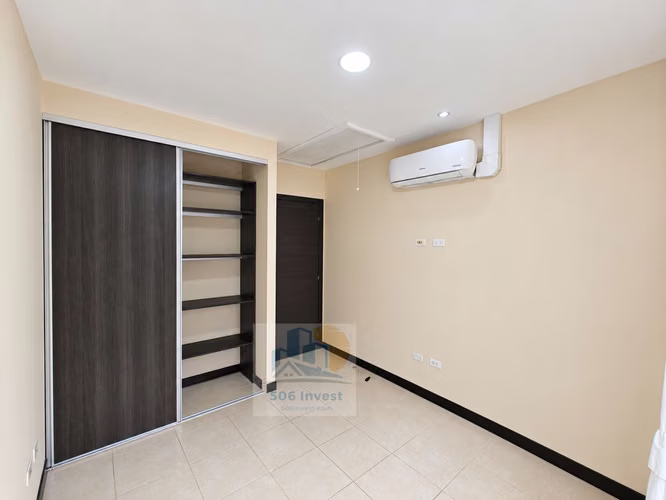 Casa en alquiler en La Guácima | 3 habitaciones, A/C y patio - Imagen 5