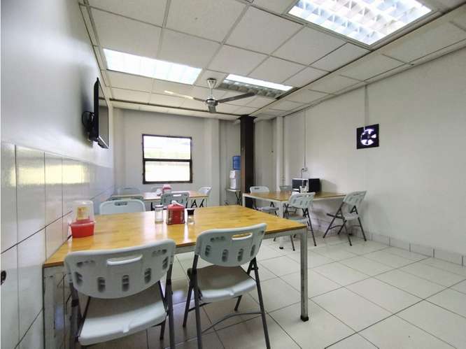 Oficina Amueblada en Guachipelín, incluye servicios - Imagen 18